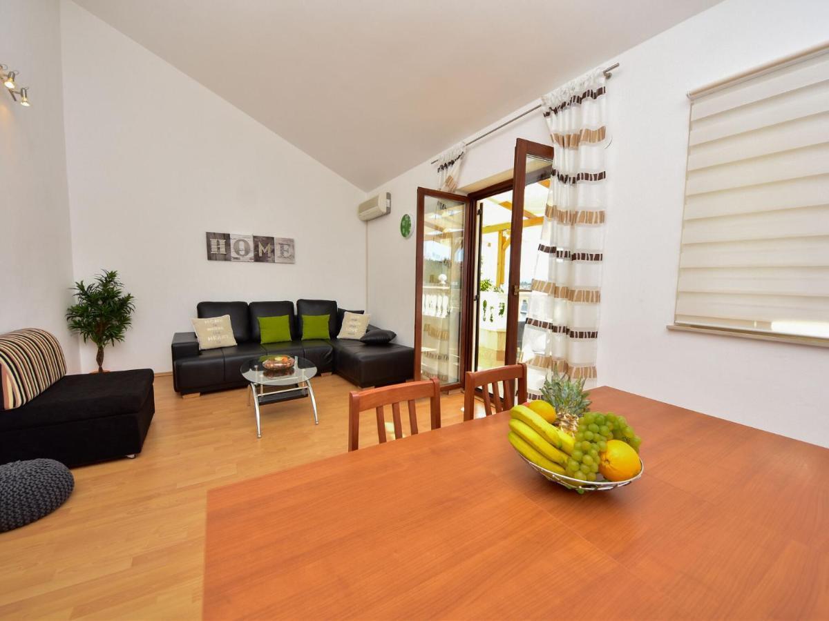 Cozy Holiday Home In Krusevo With Garden Dış mekan fotoğraf